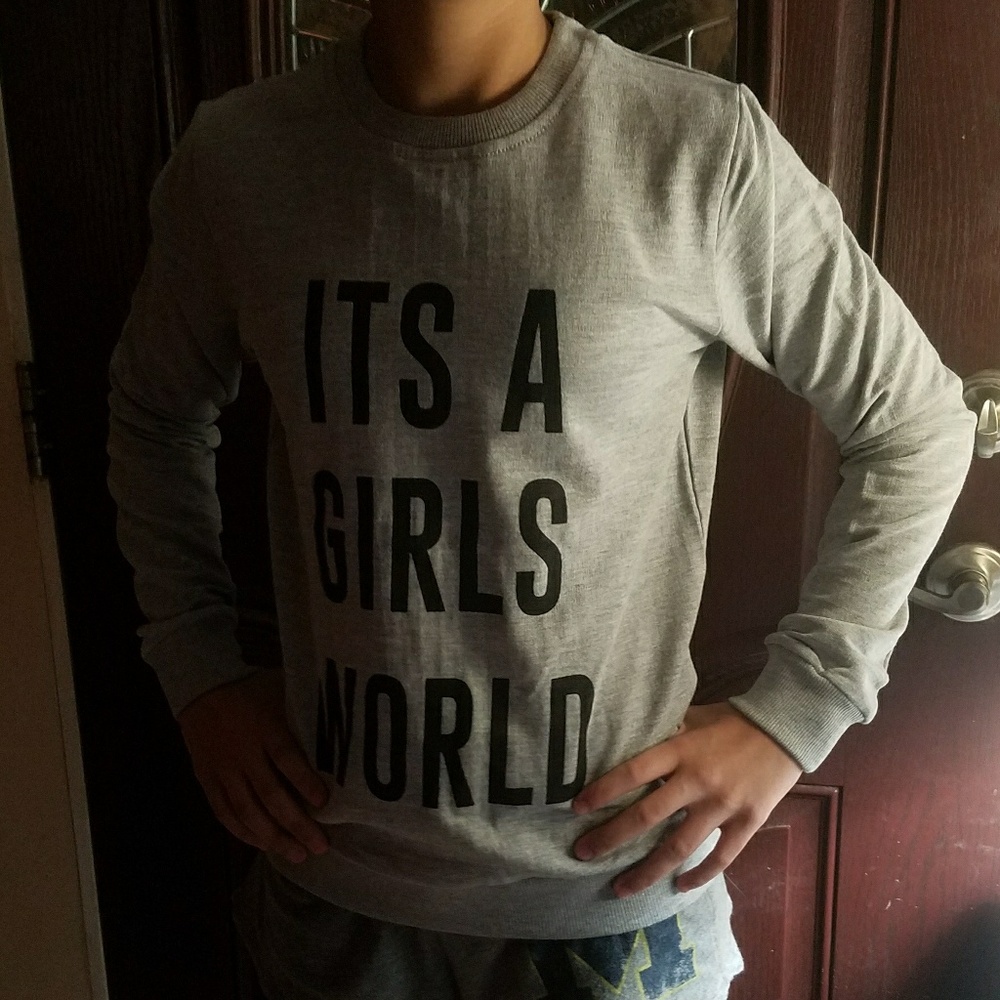 Sz. 4 left!! NWT Its a girls world sweatshirt - Picture 5 of 5